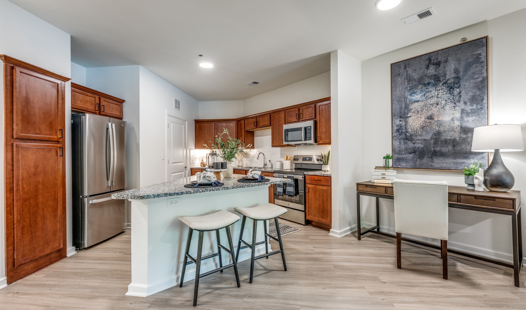Enhance Your Lifestyle Kitchen and desk