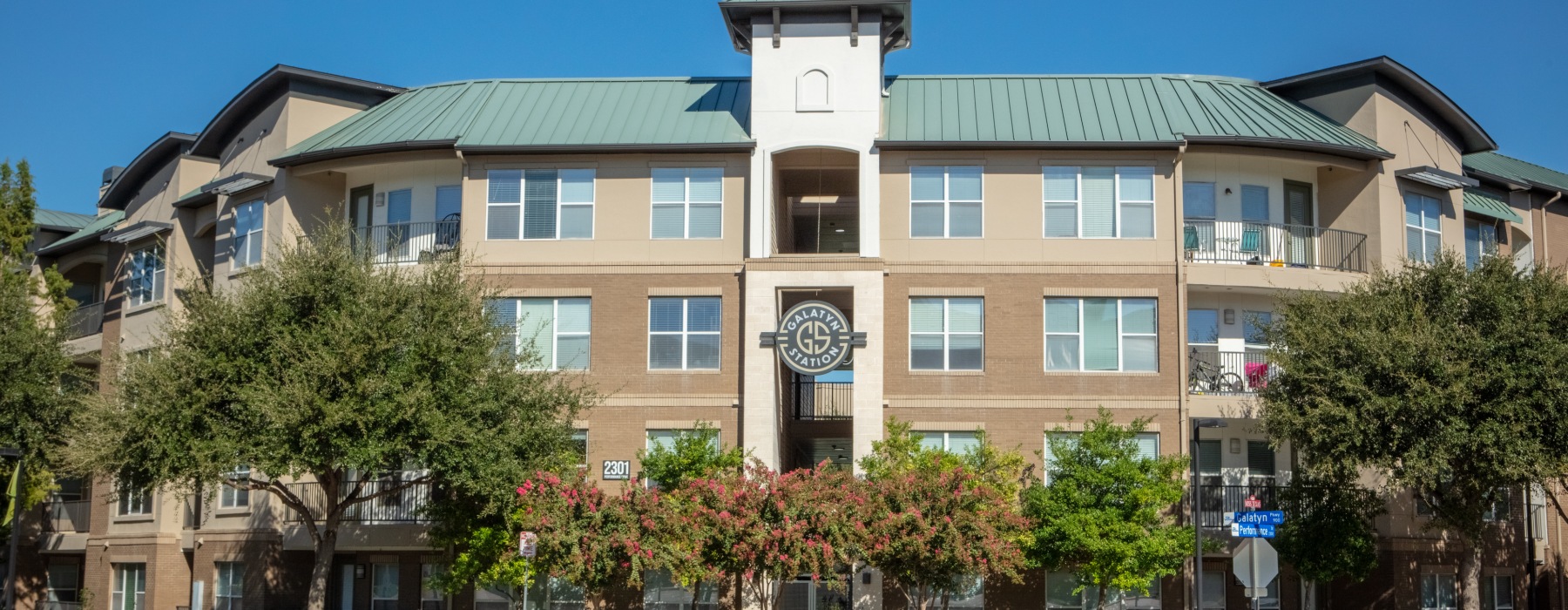 Apartments Near CityLine & Eisemann Center in Richardson